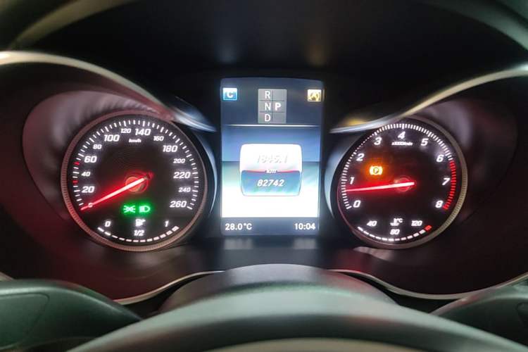 Used Mercedes-Benz C-Class 2017 Facelift C 200 L Sport Edition Instrument Cluster