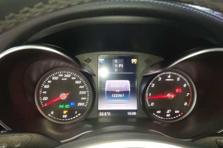 Used Mercedes-Benz C-Class 2017 C 200 L Sport Edition Instrument Cluster
