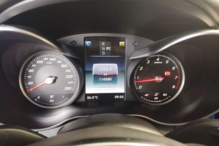 Used Mercedes-Benz C-Class 2017 Restyled C 200 Sport Edition Instrument Cluster