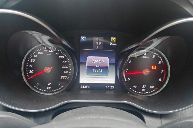 Used Mercedes-Benz C-Class 2017 Facelift C 200 L Sport Edition Instrument Cluster