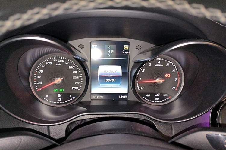 Used Mercedes-Benz C-Class 2017 Facelift C 200 L Sport Edition Instrument Cluster