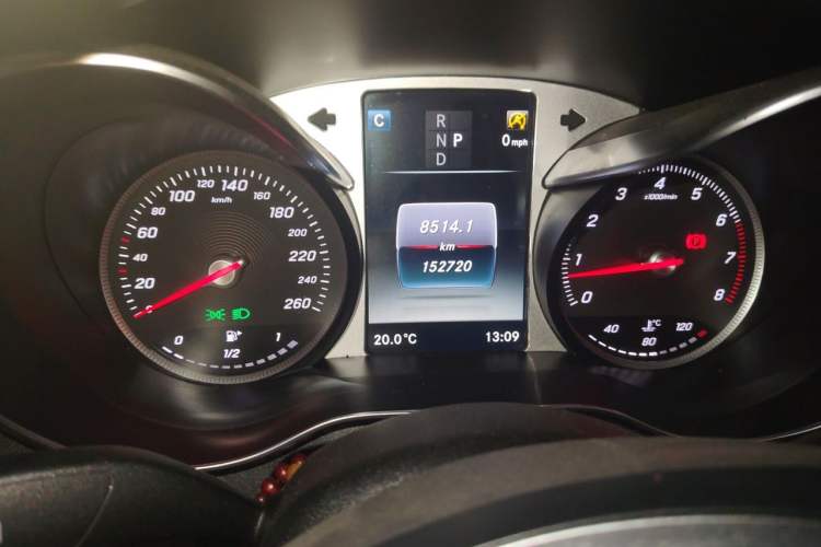 Used Mercedes-Benz C-Class 2017 Facelift C 200 L Sport Edition Instrument Cluster