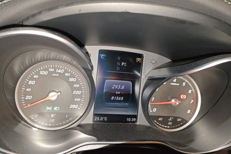 Used Mercedes-Benz C-Class 2017 C 180 L Sport Edition Instrument Cluster
