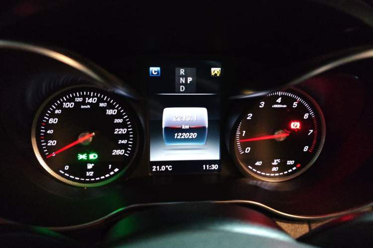 Used Mercedes-Benz C-Class 2017 Facelift C 200 L Sport Edition Instrument Cluster