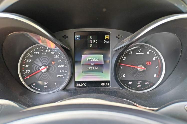 Used Mercedes-Benz C-Class 2017 Facelift C 200 L Sport Edition Instrument Cluster