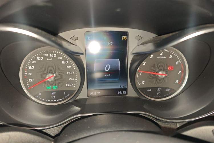 Used Mercedes-Benz C-Class 2017 C 200 L Sport Edition Instrument Cluster