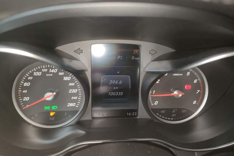Used Mercedes-Benz C-Class 2017 C 180 L Sport Edition Instrument Cluster