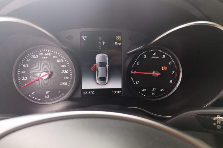 Used Mercedes-Benz C-Class 2017 Restyled C 200 Sport Edition Instrument Cluster