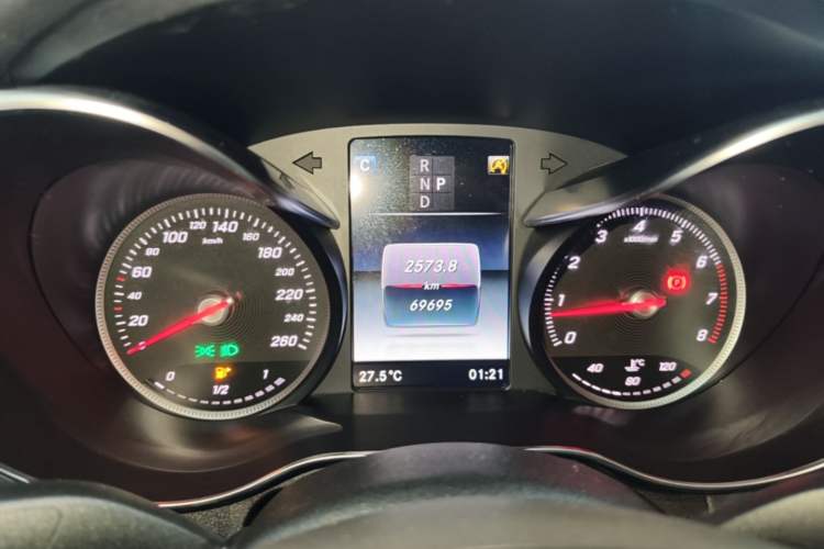 Used Mercedes-Benz C-Class 2017 Facelift C 200 L Sport Edition Instrument Cluster