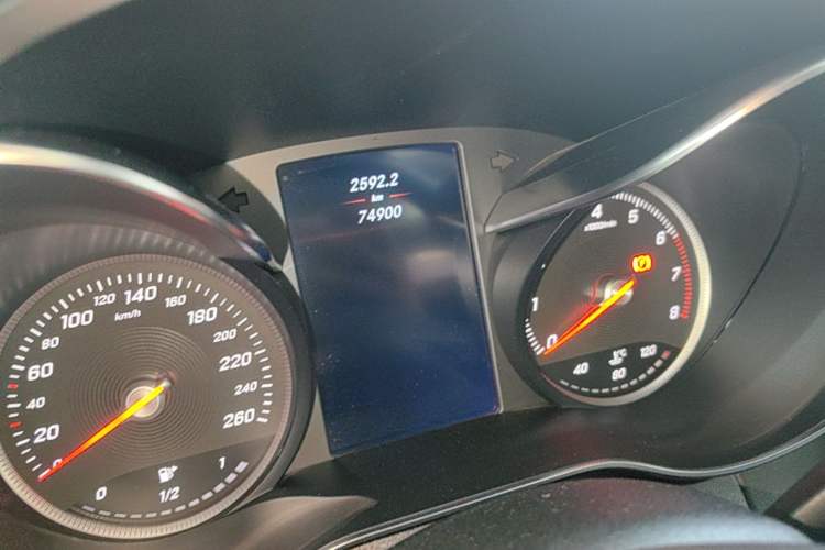 Used Mercedes-Benz C-Class 2017 C 200 L Sport Edition Instrument Cluster