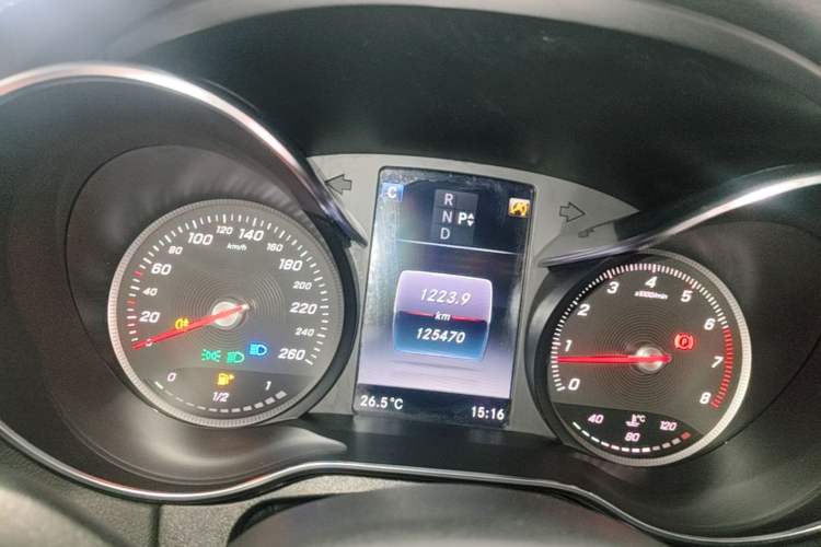 Used Mercedes-Benz C-Class 2017 C 200 L Sport Edition Instrument Cluster