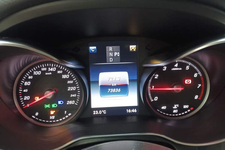 Used Mercedes-Benz C-Class 2017 Facelift C 200 Coupe Instrument Cluster