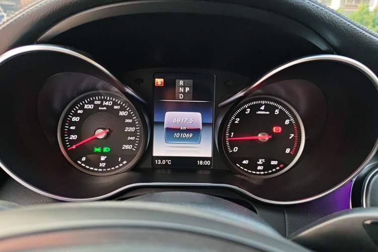 Used Mercedes-Benz C-Class 2017 Facelifted C 180 L Stylish Edition Instrument Cluster