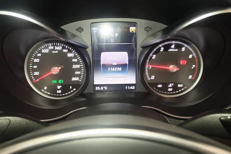 Used Mercedes-Benz C-Class 2017 Restyled C 200 Sport Edition Instrument Cluster
