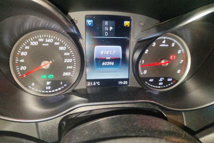 Used Mercedes-Benz C-Class 2017 Facelift C 200 Coupe Instrument Cluster
