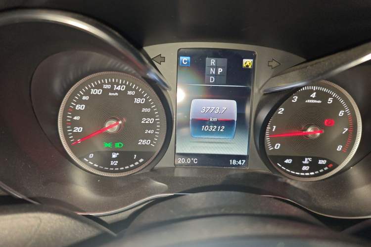 Used Mercedes-Benz C-Class 2017 Restyled C 200 Sport Edition Instrument Cluster