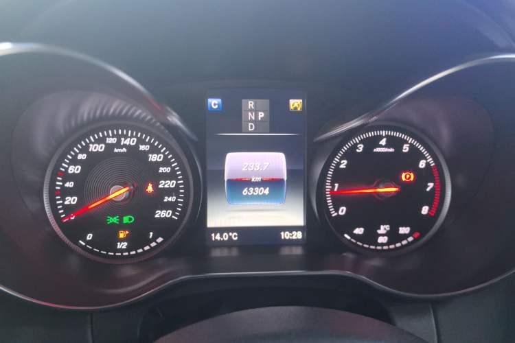 Used Mercedes-Benz C-Class 2017 Restyled C 200 Sport Edition Instrument Cluster