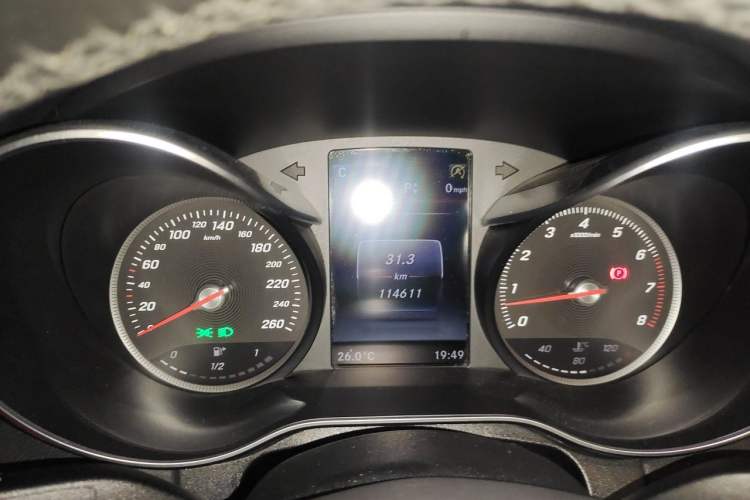 Used Mercedes-Benz C-Class 2017 C 180 L Sport Edition Instrument Cluster
