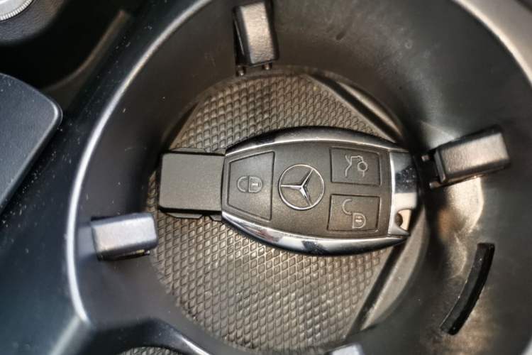 Used Mercedes-Benz C-Class 2017 C 200 L Sport Edition Interior 1