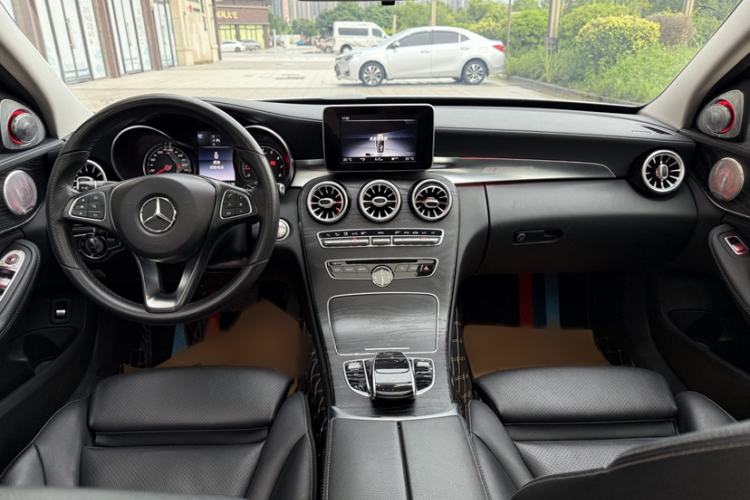 Used Mercedes-Benz C-Class 2017 C 200 L Sport Edition Interior 1
