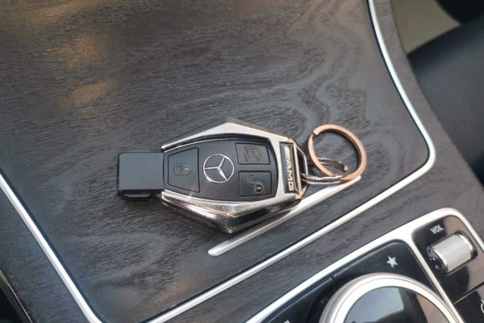 Used Mercedes-Benz C-Class 2017 C 180 L Sport Edition Interior 1
