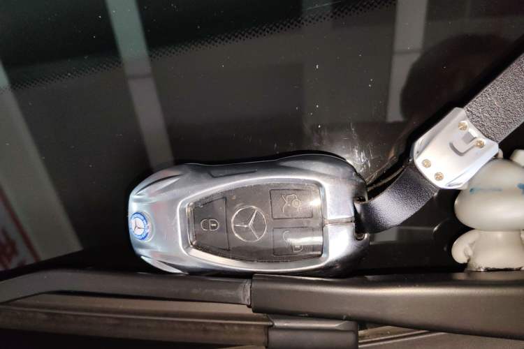 Used Mercedes-Benz C-Class 2017 C 200 Sport Edition Interior 1