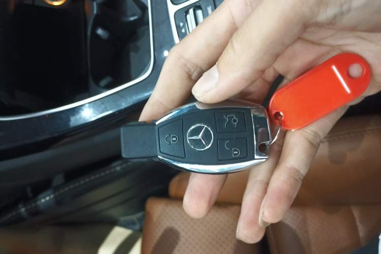 Used Mercedes-Benz C-Class 2017 Facelift C 200 Coupe Interior 1
