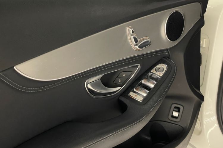 Used Mercedes-Benz C-Class 2017 C 200 Sport Edition Interior 10