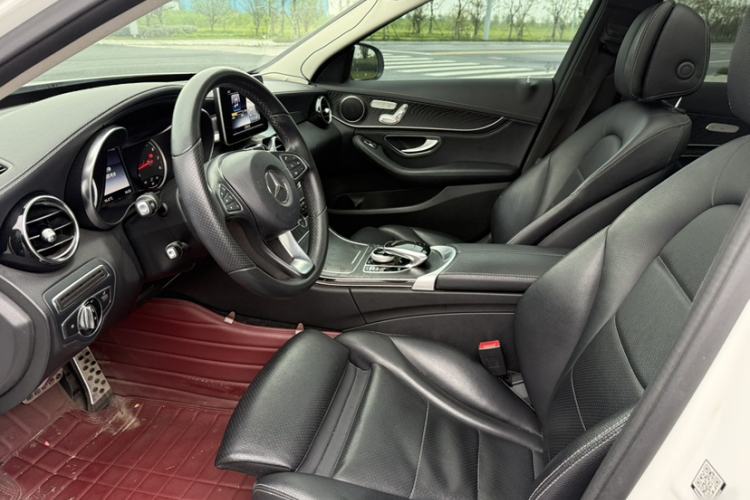 Used Mercedes-Benz C-Class 2017 C 200 L Sport Edition Interior 2