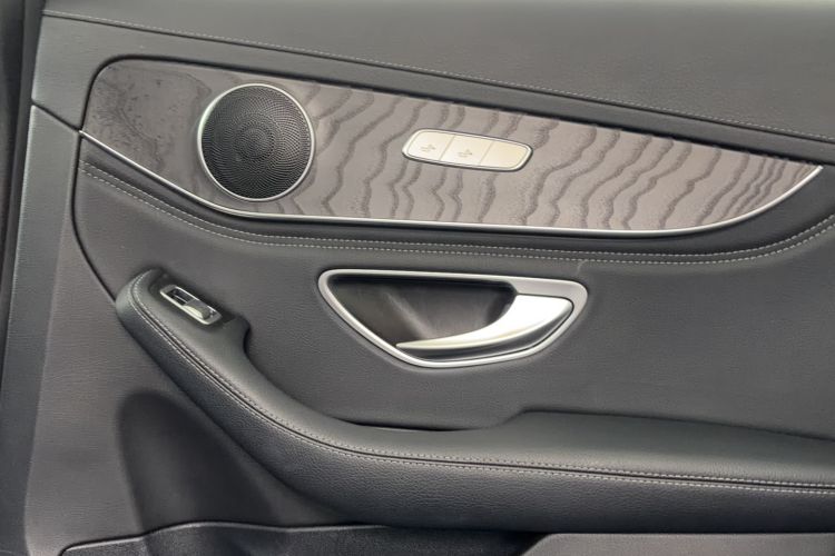 Used Mercedes-Benz C-Class 2017 Facelift C 200 L Sport Edition Interior 2