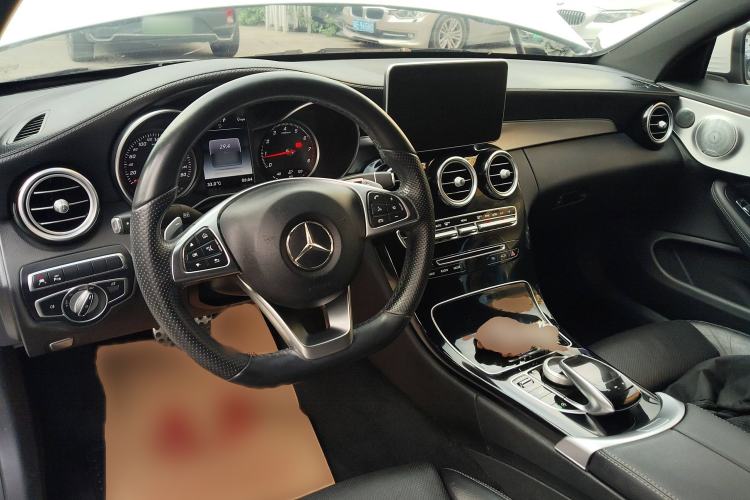 Used Mercedes-Benz C-Class 2017 Facelift C 300 Coupe Interior 2