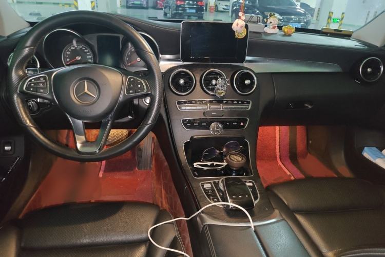 Used Mercedes-Benz C-Class 2017 C 200 L Sport Edition Interior 2