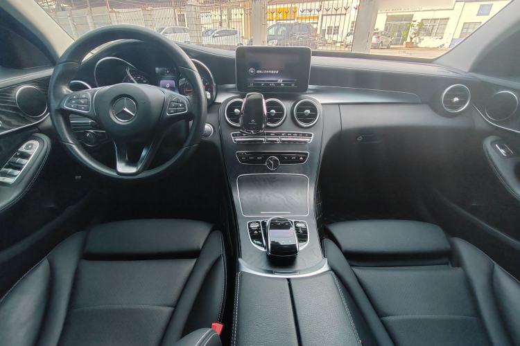Used Mercedes-Benz C-Class 2017 Restyled C 180 L Fashion Edition Sport Version Interior 2
