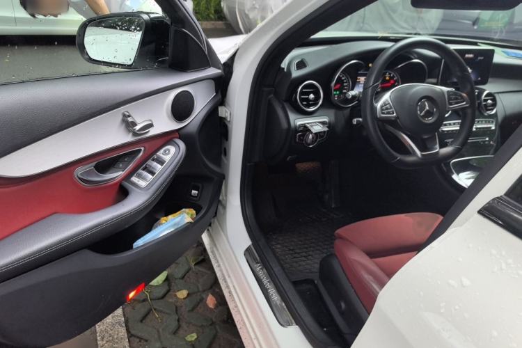 Used Mercedes-Benz C-Class 2017 Restyled C 200 Sport Edition Interior 3