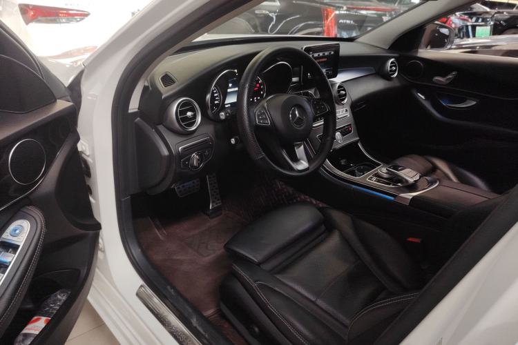 Used Mercedes-Benz C-Class 2017 C 180 Estate Interior 3