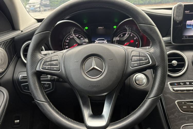 Used Mercedes-Benz C-Class 2017 Facelift C 200 L Sport Edition Interior 3