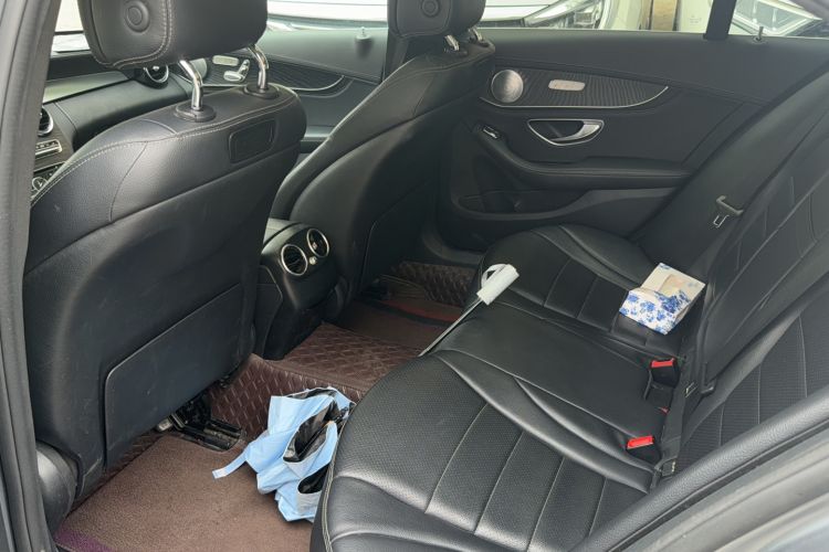 Used Mercedes-Benz C-Class 2017 Facelift C 200 L Sport Edition Interior 3