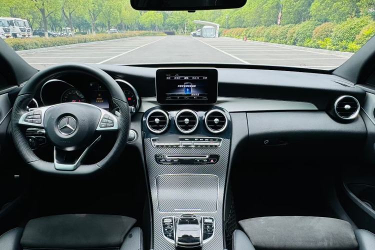 Used Mercedes-Benz C-Class 2017 Restyled C 200 Sport Edition Interior 3