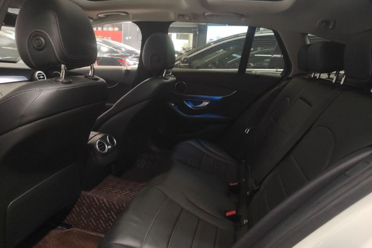 Used Mercedes-Benz C-Class 2017 C 180 Estate Interior 4