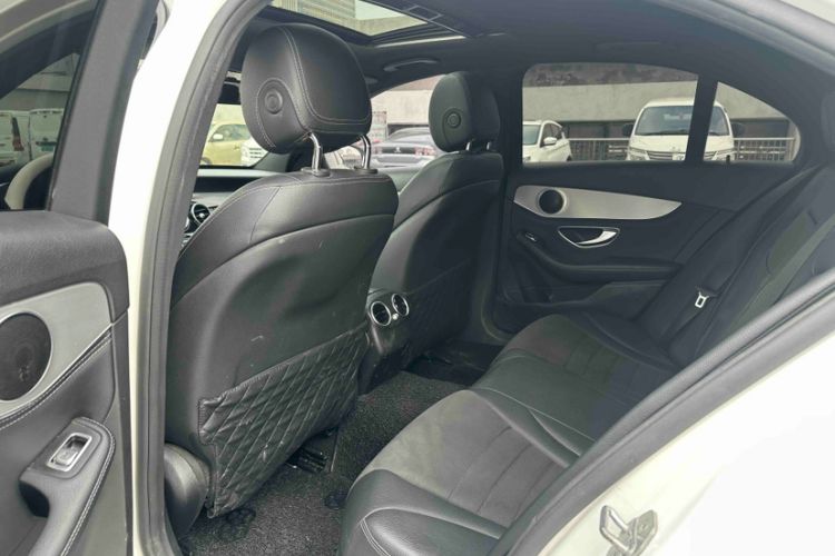 Used Mercedes-Benz C-Class 2017 C 200 Sport Edition Interior 4