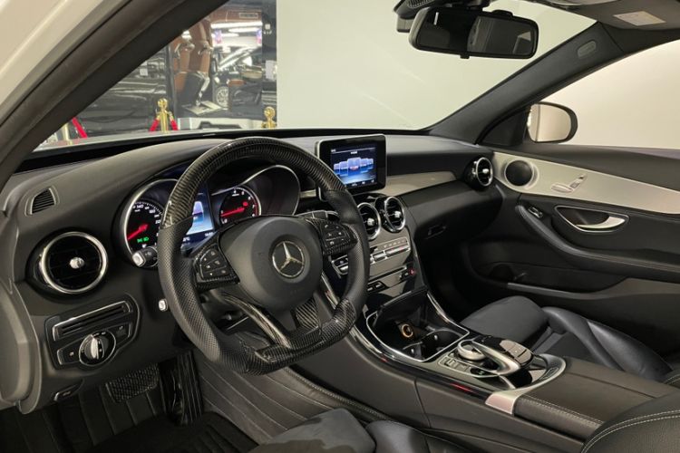 Used Mercedes-Benz C-Class 2017 C 200 Sport Edition Interior 6