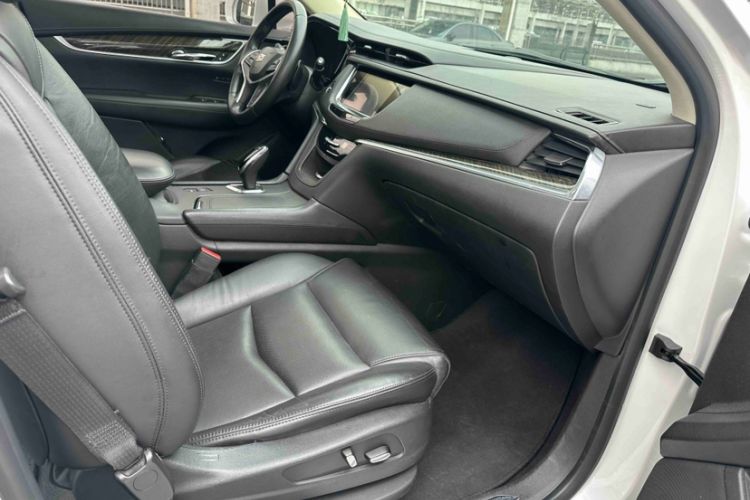 Used Mercedes-Benz C-Class 2017 C 200 Sport Edition Interior 7