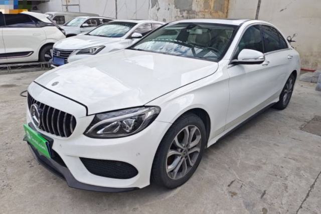 Ojetý Mercedes-Benz C-Class 2017 Revised C 180 L Dynamic Sports Edition