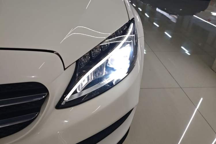 Used Mercedes-Benz C-Class 2017 C 200 Sport Edition Left Front Headlight
