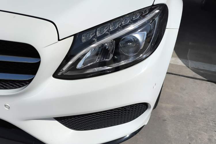 Used Mercedes-Benz C-Class 2017 C 200 Sport Edition Left Front Headlight
