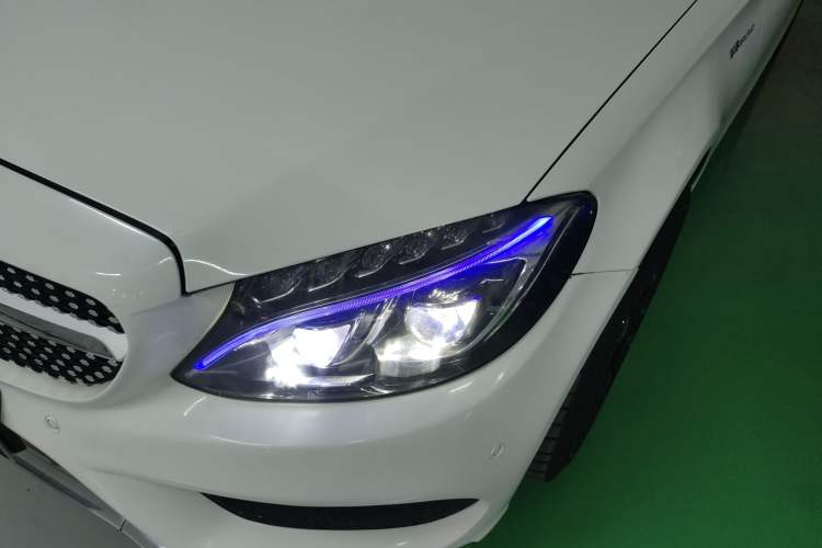 Used Mercedes-Benz C-Class 2017 C 200 4MATIC Coupe Left Front Headlight