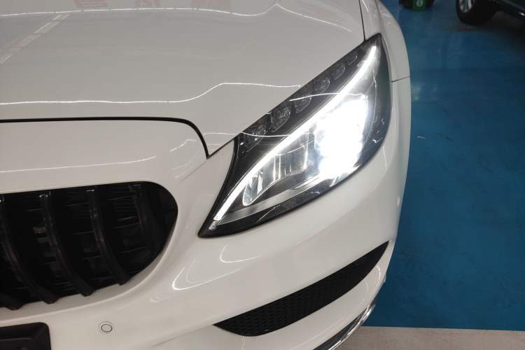 Used Mercedes-Benz C-Class 2017 C 200 L Sport Edition Left Front Headlight