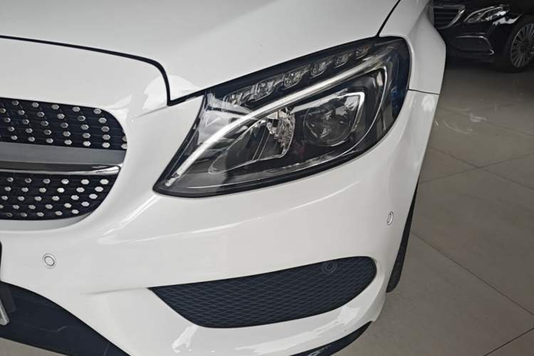 Used Mercedes-Benz C-Class 2017 C 200 Sport Edition Left Front Headlight
