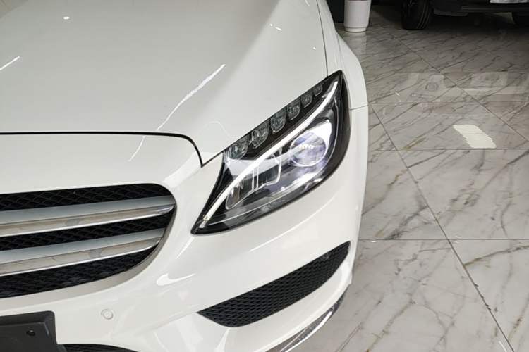 Used Mercedes-Benz C-Class 2017 Restyled C 180 L Fashion Edition Sport Version Left Front Headlight
