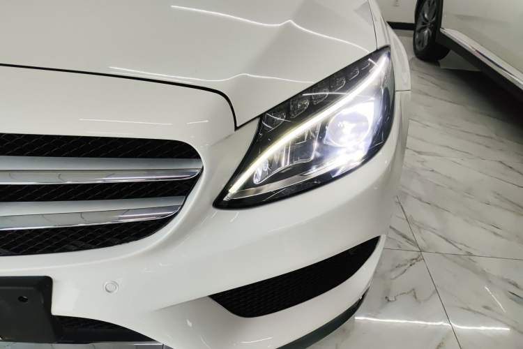 Used Mercedes-Benz C-Class 2017 Restyled C 180 L Fashion Edition Sport Version Left Front Headlight